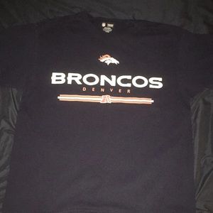 Men’s Large Denver Broncos T-shirt